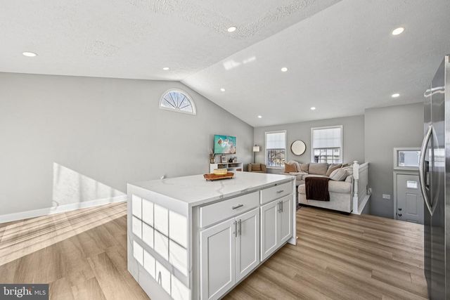 19 WHITE WILLOW CT, Owings Mills, MD 21117