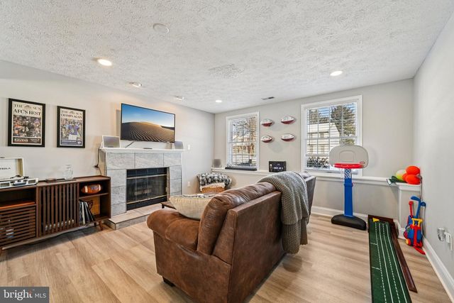 19 WHITE WILLOW CT, Owings Mills, MD 21117