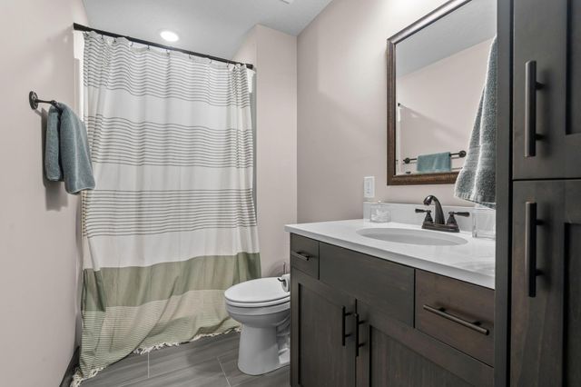 18591 Hexham Lane, Lakeville, MN 55044