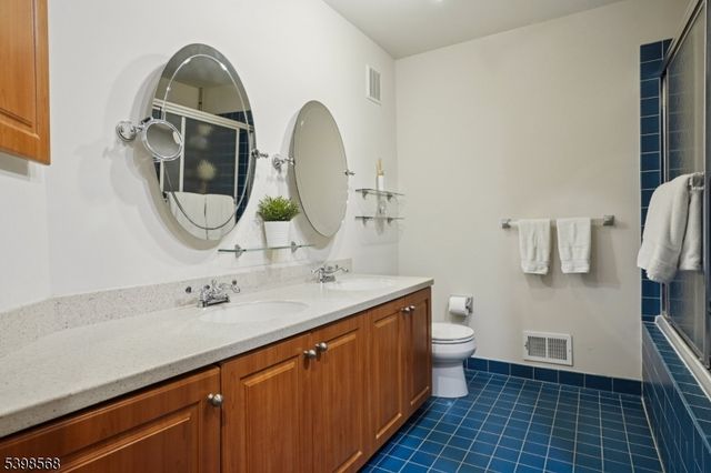 356 Greenfield Rd 356, Bridgewater Twp., NJ 08807