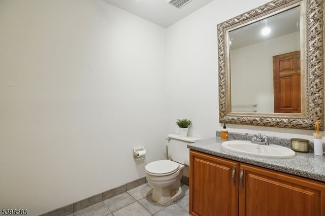 356 Greenfield Rd 356, Bridgewater Twp., NJ 08807