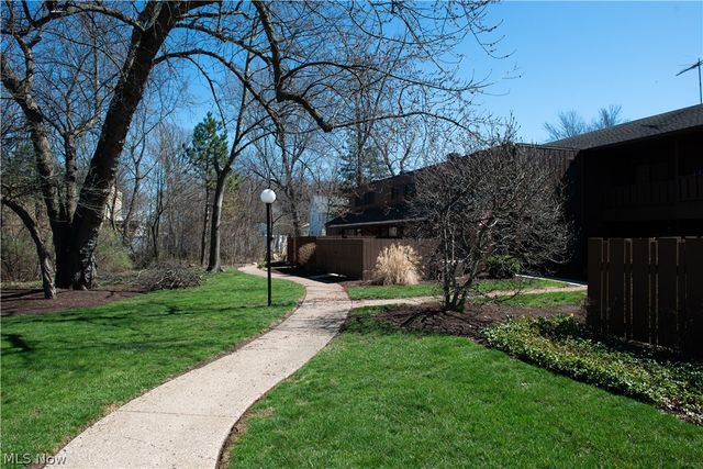33803 Electric Boulevard C17, Avon Lake, OH 44012