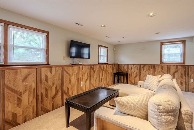 46 Puritain Drive, Hanson, MA 02341