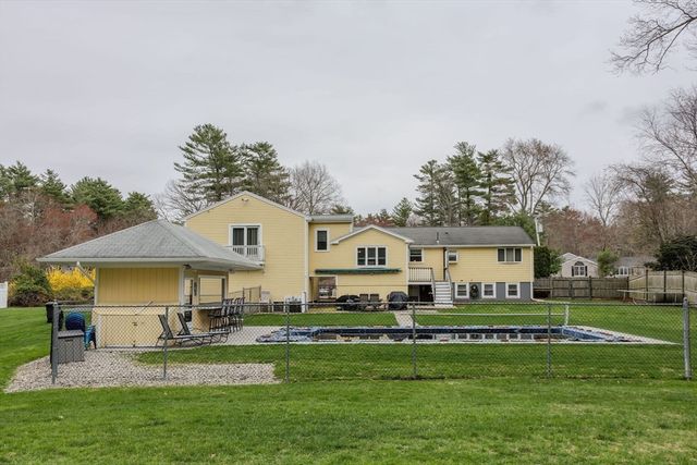 46 Puritain Drive, Hanson, MA 02341