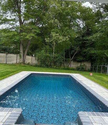 46 Puritain Drive, Hanson, MA 02341