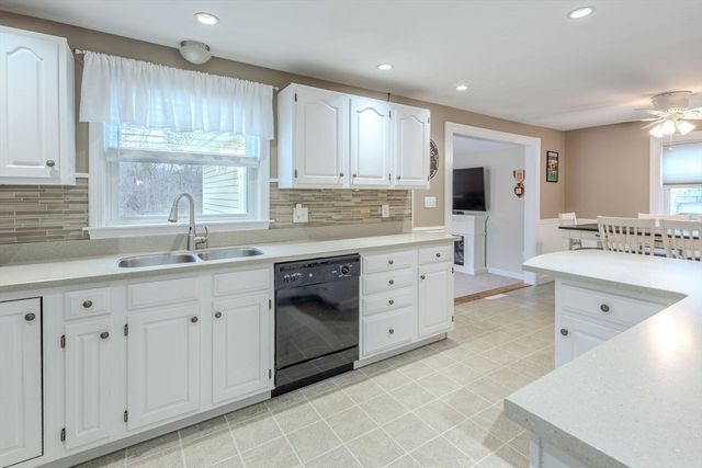 46 Puritain Drive, Hanson, MA 02341