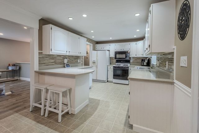 46 Puritain Drive, Hanson, MA 02341