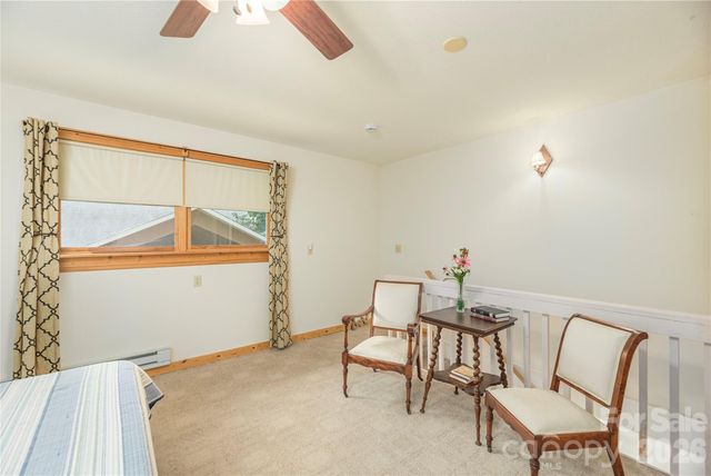 1075 Moody Farm Road, Maggie Valley, NC 28751