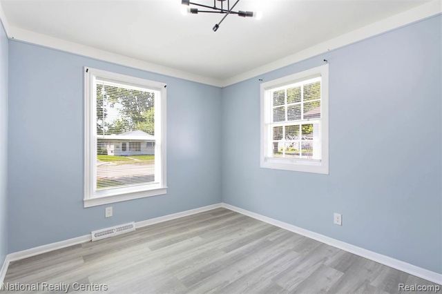 14227 Hobart Avenue, Warren, MI 48089