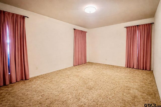 203 Yates Street, Mt Vernon, TX 75457