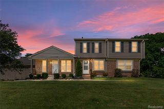 2802 Bombridge Court, Ann Arbor, MI 48104