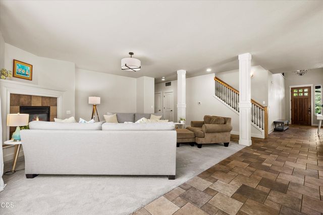 478 NW Flagline Drive, Bend, OR 97703