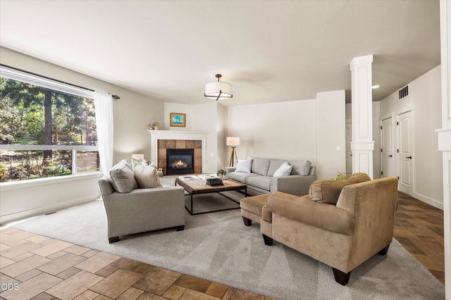 478 NW Flagline Drive, Bend, OR 97703