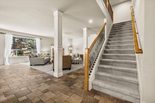 478 NW Flagline Drive, Bend, OR 97703