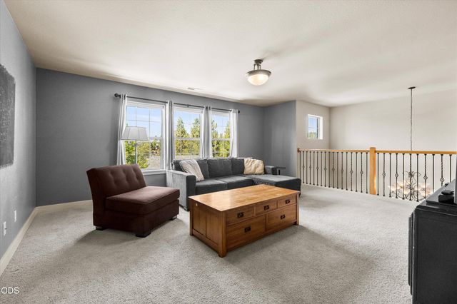478 NW Flagline Drive, Bend, OR 97703