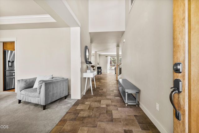 478 NW Flagline Drive, Bend, OR 97703