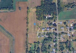 1000 E 1st Street, Adrian, MI 49221