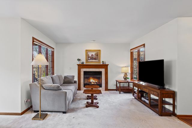 1109 Ponderosa Court, Darien, IL 60561