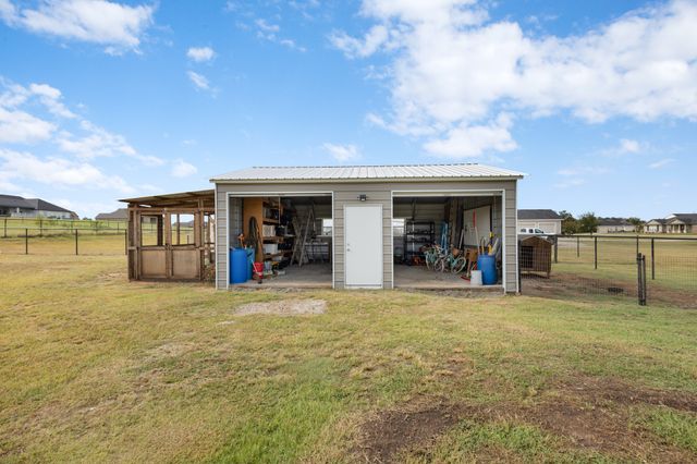 170 Spring Creek Circle, Paradise, TX 76073