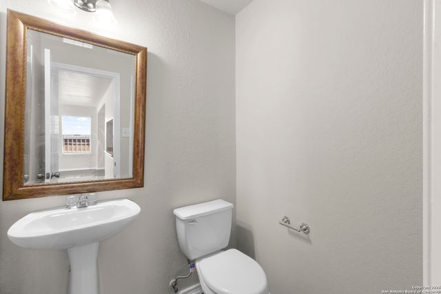 16914 Union Cavern, San Antonio, TX 78247
