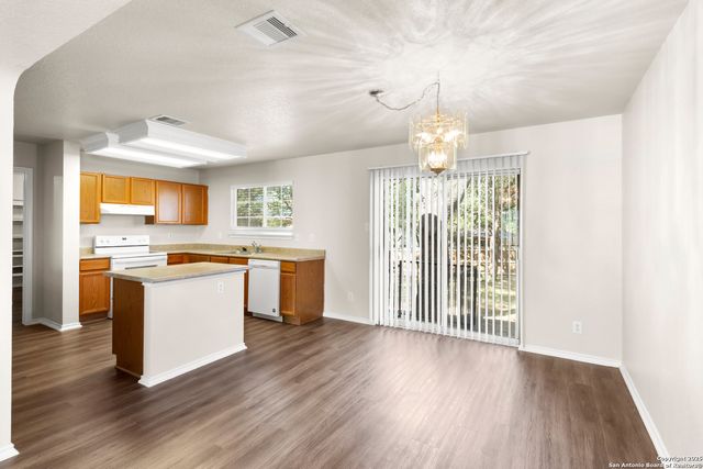 16914 Union Cavern, San Antonio, TX 78247