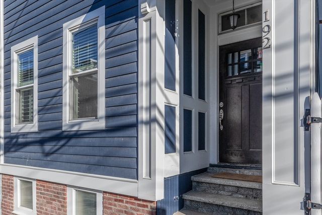 192 W 5th 2, Boston, MA 02127