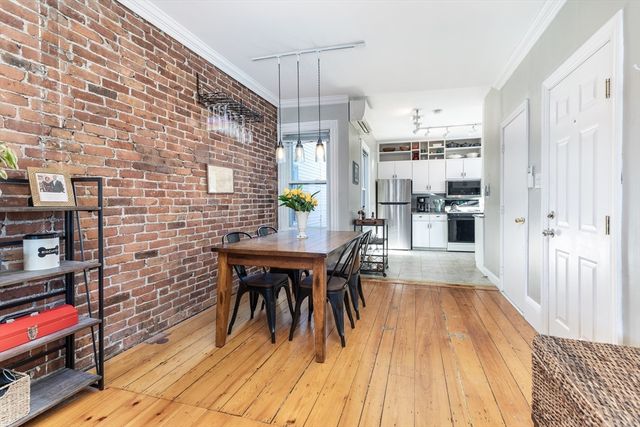 192 W 5th 2, Boston, MA 02127