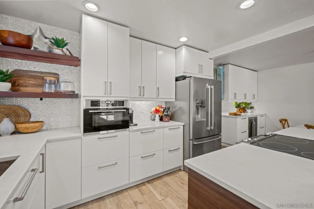 1074 Isabella Avenue, Coronado, CA 92118