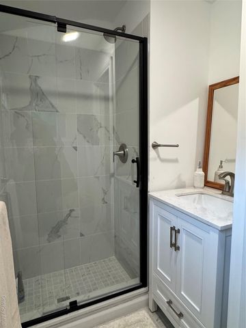 39 North Rd., Hampton Bays, NY 11946