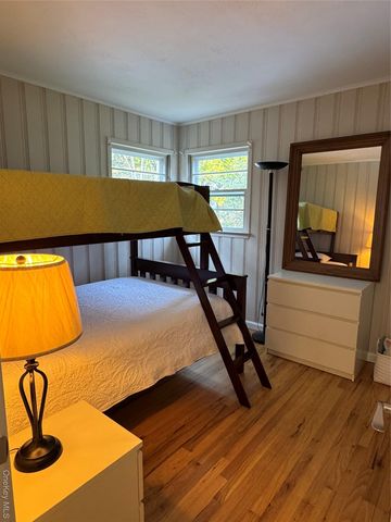 39 North Rd., Hampton Bays, NY 11946