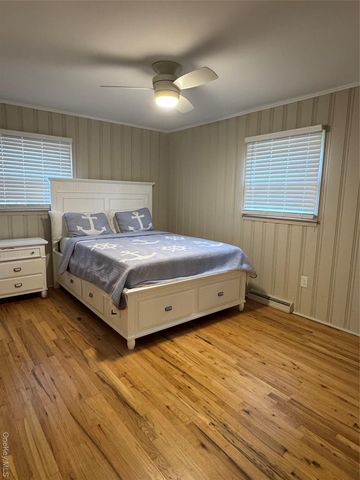 39 North Rd., Hampton Bays, NY 11946