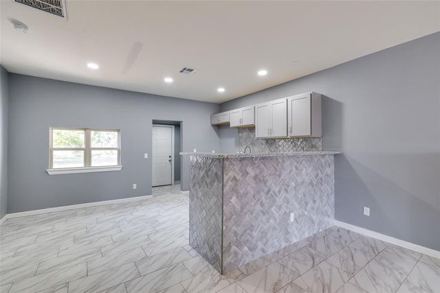 422 SE 17th Street, Oklahoma City, OK 73129