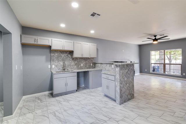 422 SE 17th Street, Oklahoma City, OK 73129
