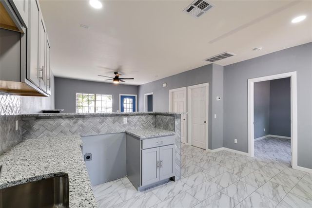 422 SE 17th Street, Oklahoma City, OK 73129