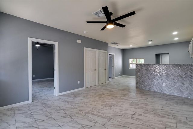 422 SE 17th Street, Oklahoma City, OK 73129
