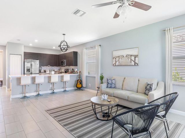 1786 Berkshire Circle SW, Vero Beach, FL 32968