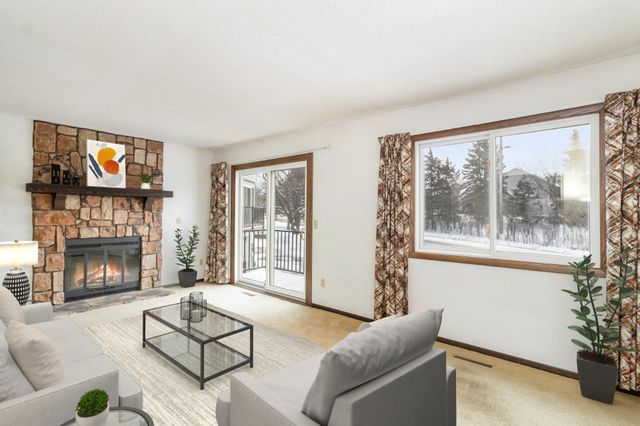 4482 Victoria Street N, Shoreview, MN 55126