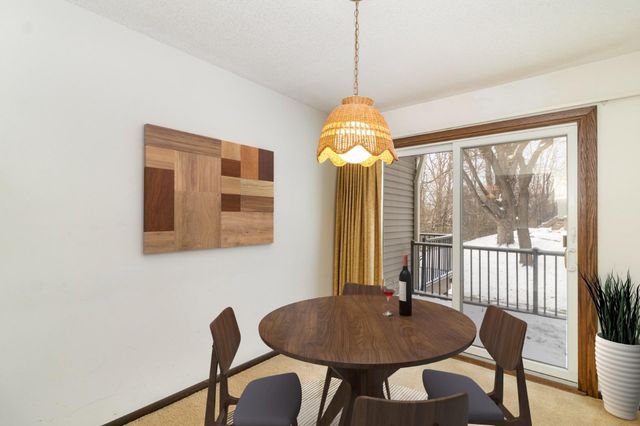 4482 Victoria Street N, Shoreview, MN 55126