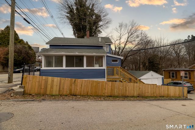 231 Broad Street, Norwich, CT 06360