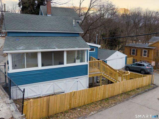 231 Broad Street, Norwich, CT 06360