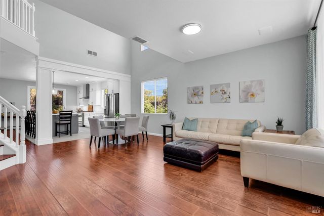 1946 Leaning Oak Ct, Fairfield, CA 94534