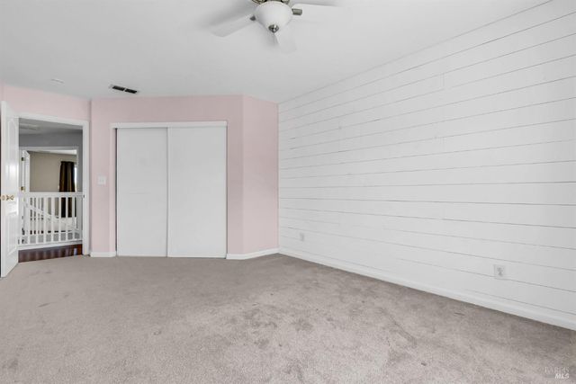 1946 Leaning Oak Ct, Fairfield, CA 94534