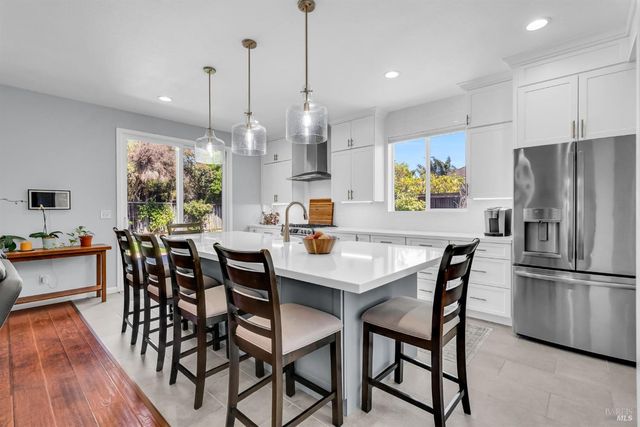 1946 Leaning Oak Ct, Fairfield, CA 94534