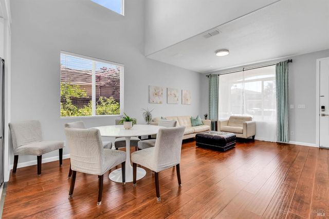 1946 Leaning Oak Ct, Fairfield, CA 94534