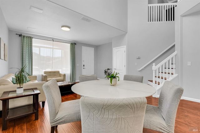 1946 Leaning Oak Ct, Fairfield, CA 94534