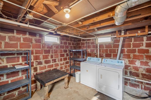 1326 Bundy Street, Des Moines, IA 50315