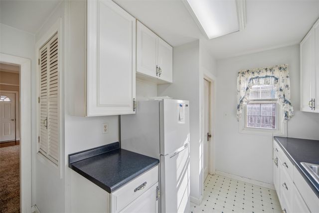 1326 Bundy Street, Des Moines, IA 50315