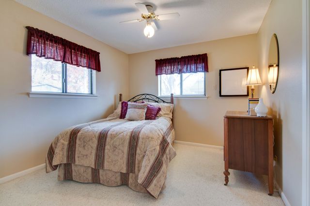 241 Hedgerow Lane, Lewisville, TX 75057