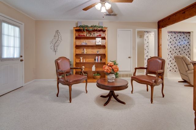 241 Hedgerow Lane, Lewisville, TX 75057