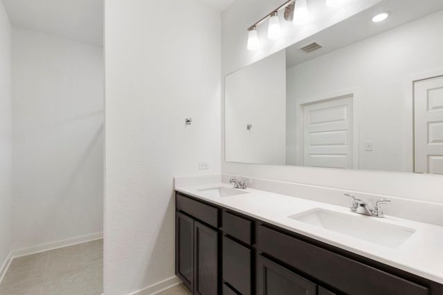 604 Rockbridge Drive, Huntsville, TX 77340